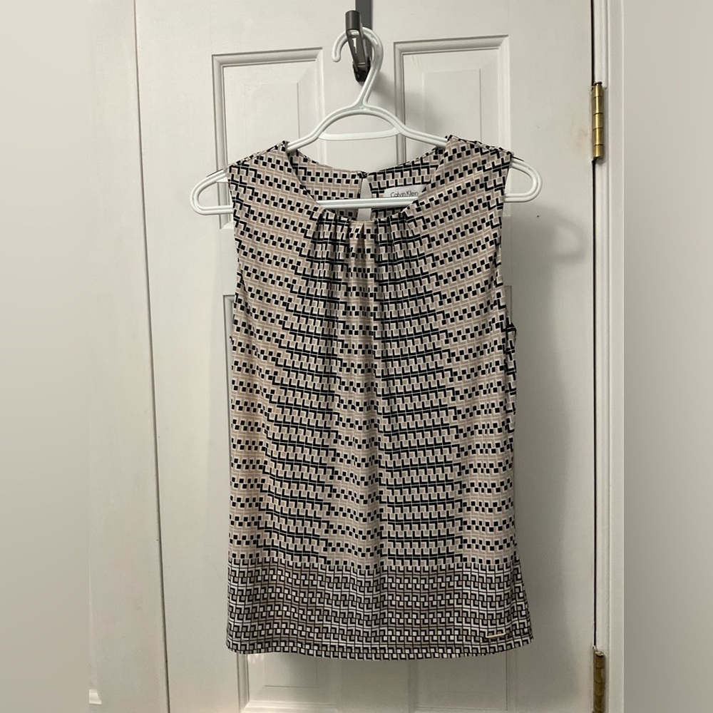 Calvin Klein Beige Black Geometric Sleeveless Pleated Blouse Size S